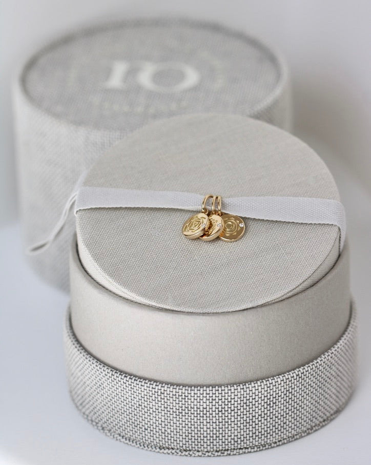 Inner Peace Crown Chakra Pendant - 18kt Yellow Gold