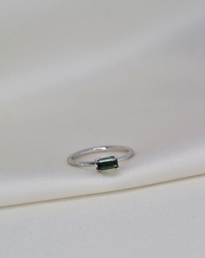 Nord Green Ring S - 18kt White Gold