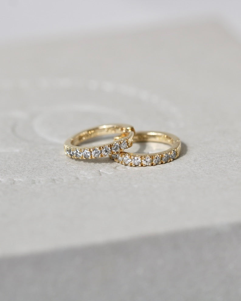 Rock Classic Grey Diamond Creol XS - 18kt Yellow Gold