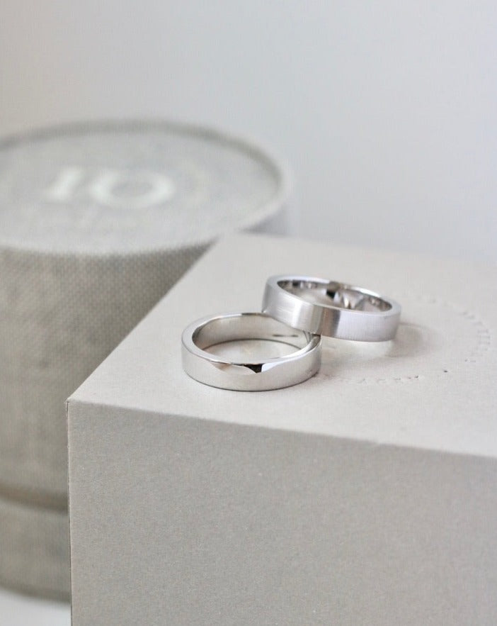 Meant to Be His True Love Band - 18kt White Gold