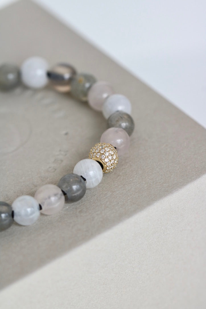 Inner Peace Petit Diamond Bead - 18kt Yellow Gold