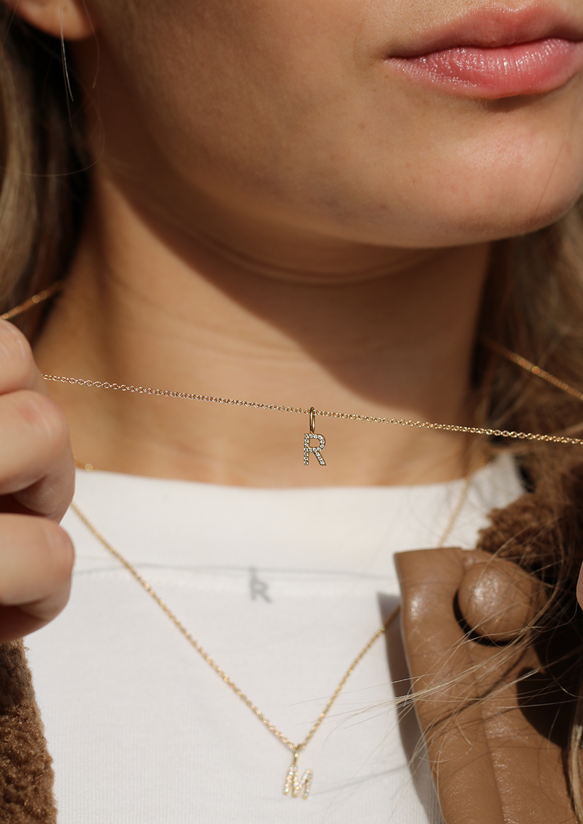 My R Diamond Pendant - 18kt Yellow Gold