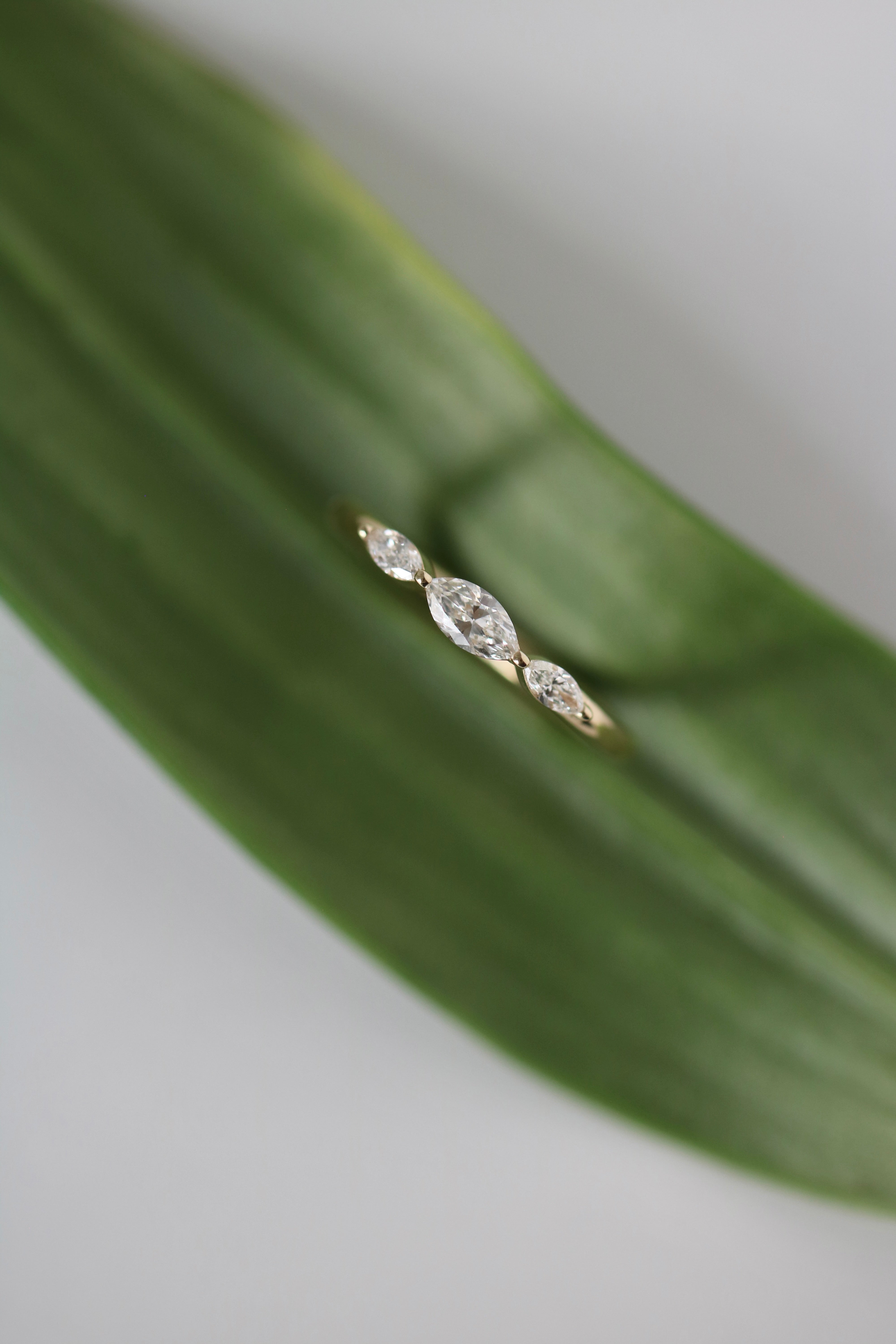 Meant to be her diamantring - 18kt Gult Gull