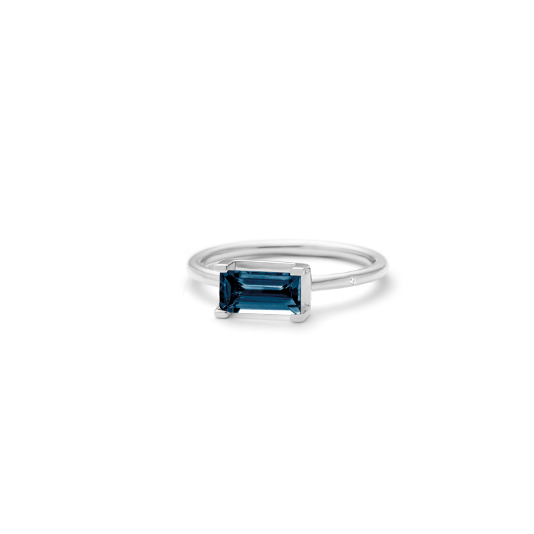 Nord London Blue Ring - 18kt White Gold