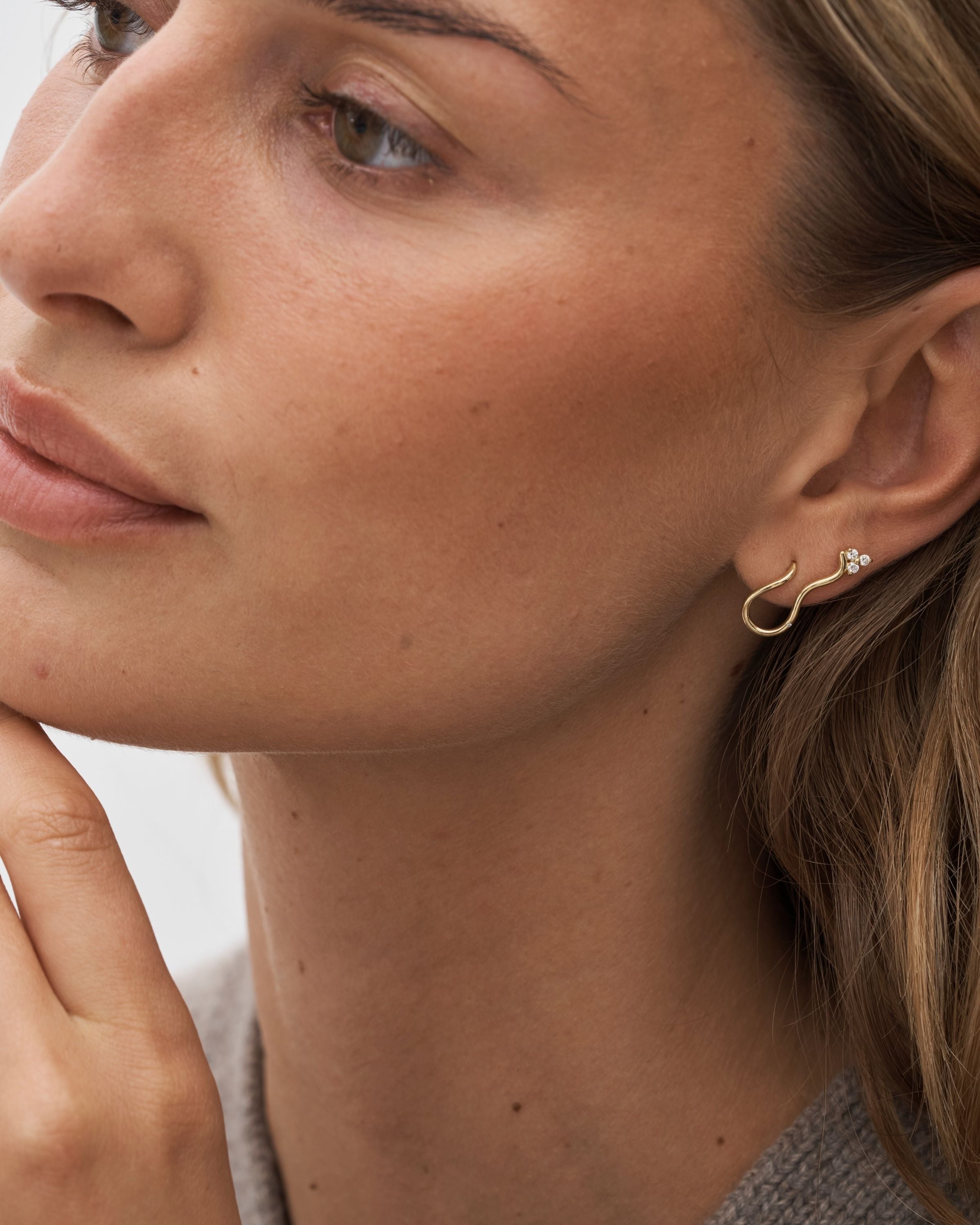 Fryd Wave Diamond Earring Left - 18kt Yellow Gold