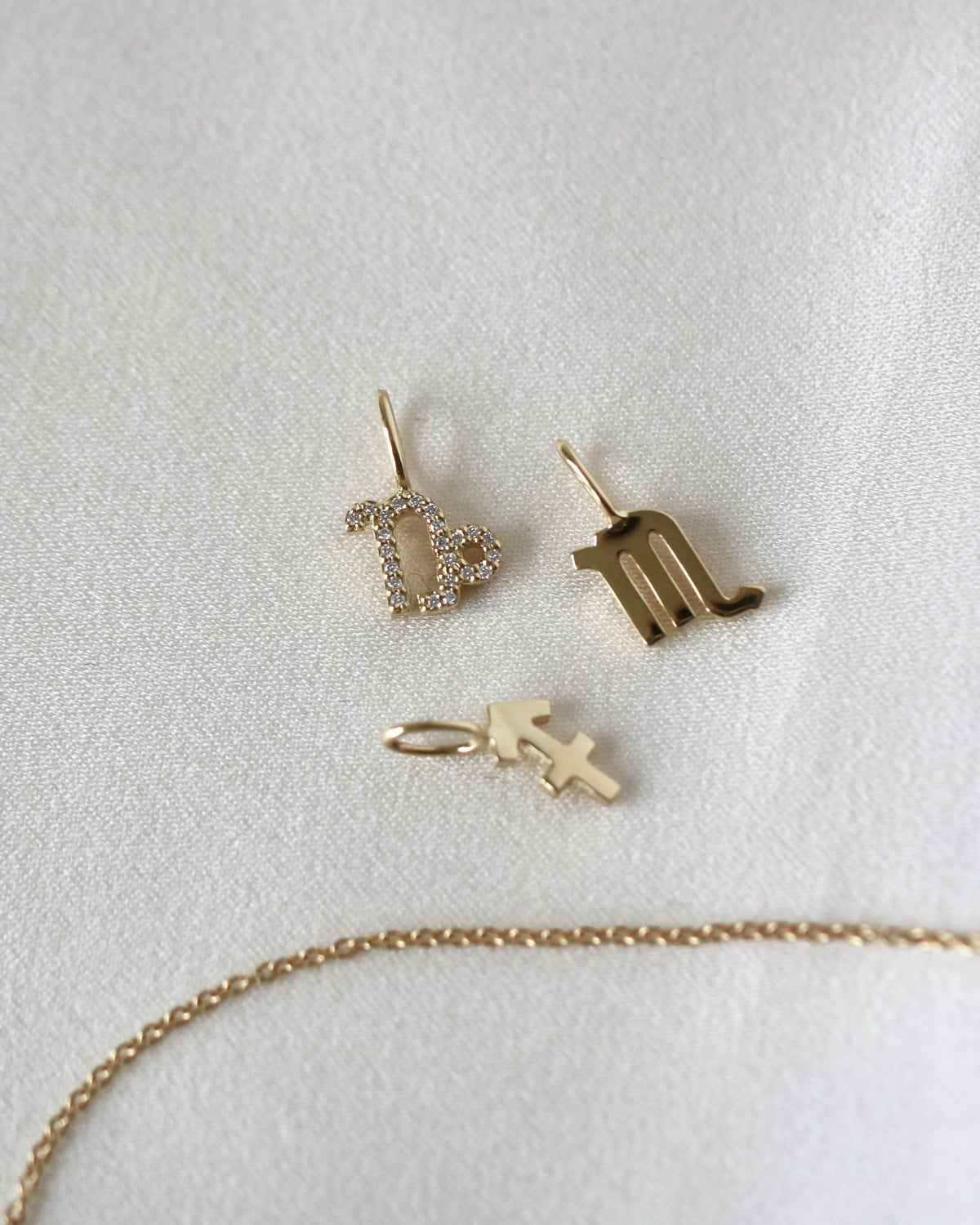 My Libra Pendant - 18kt Yellow Gold