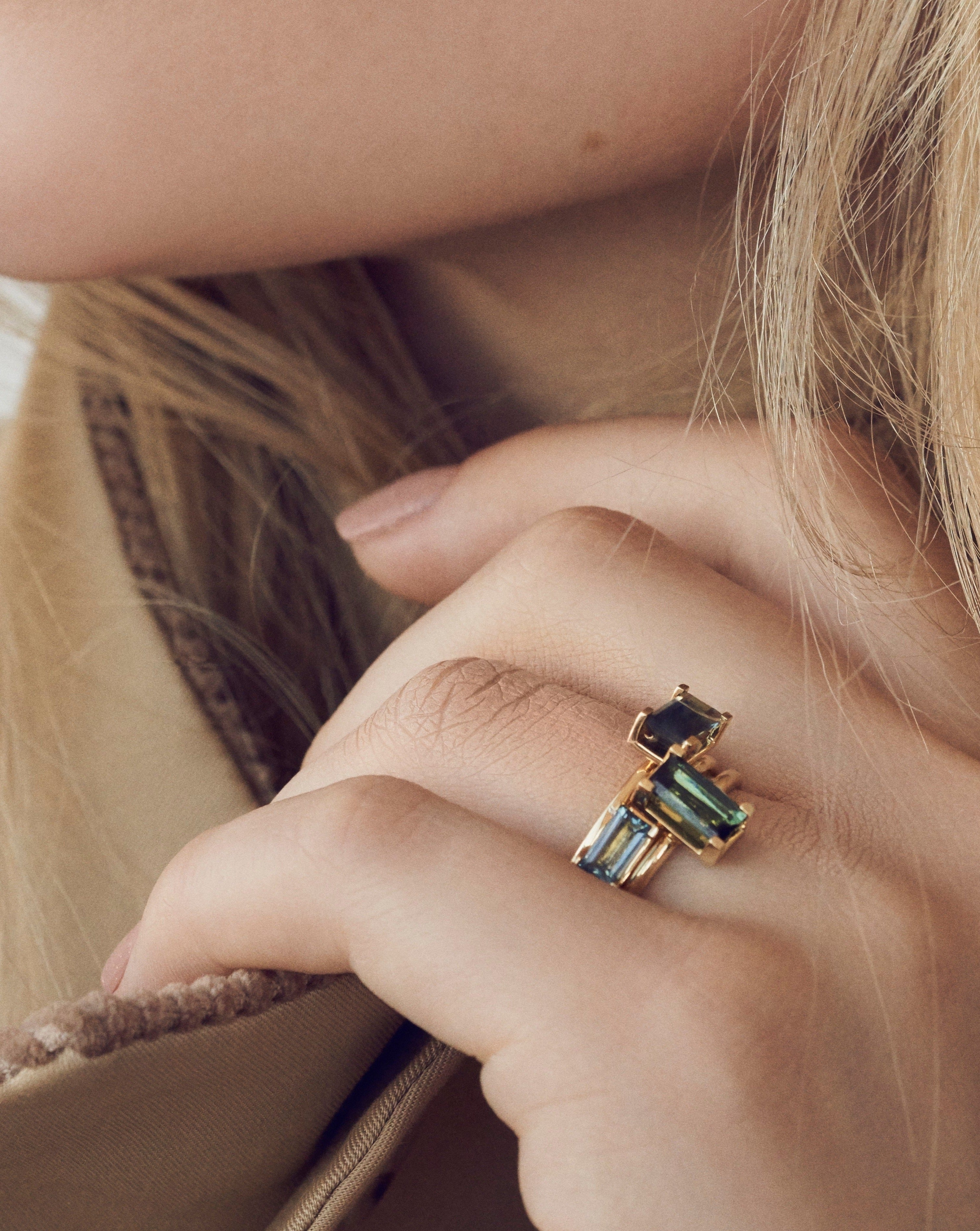 Nord Green Ring Turned - 18kt Yellow Gold