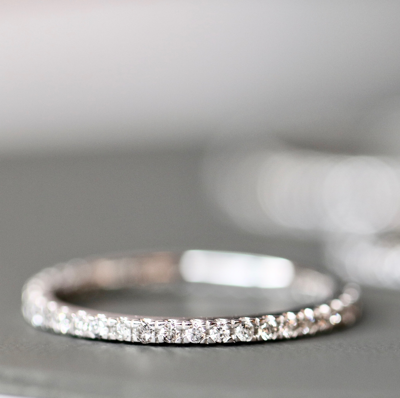 Rock Classic Diamond Ring - 18kt White Gold